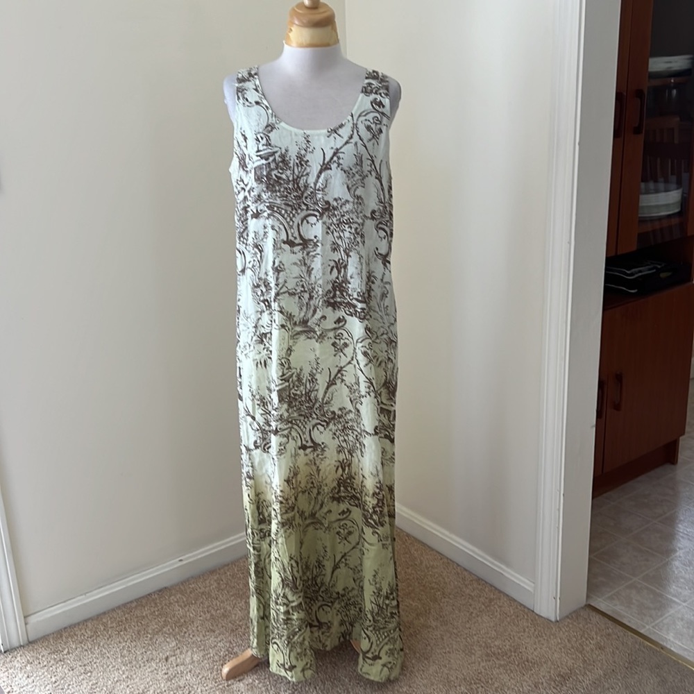 Citron Santa Monica vintage two piece linen printed maxi set.